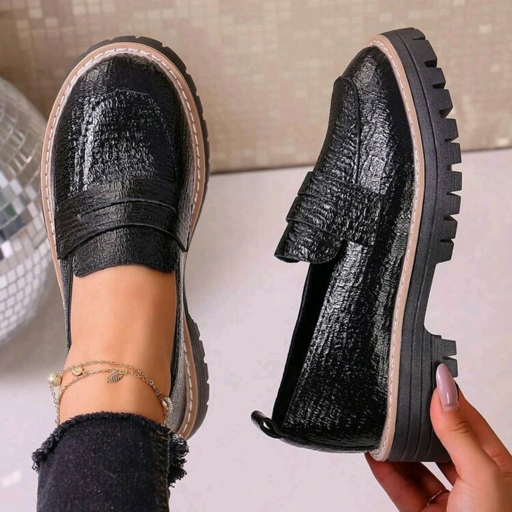 Black Loafers for Women - Picture 2 of 3